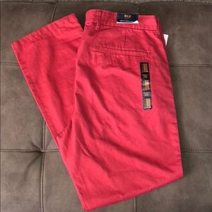 Red Men’s GapKhakis Lived In Tapered Khaki 38x32